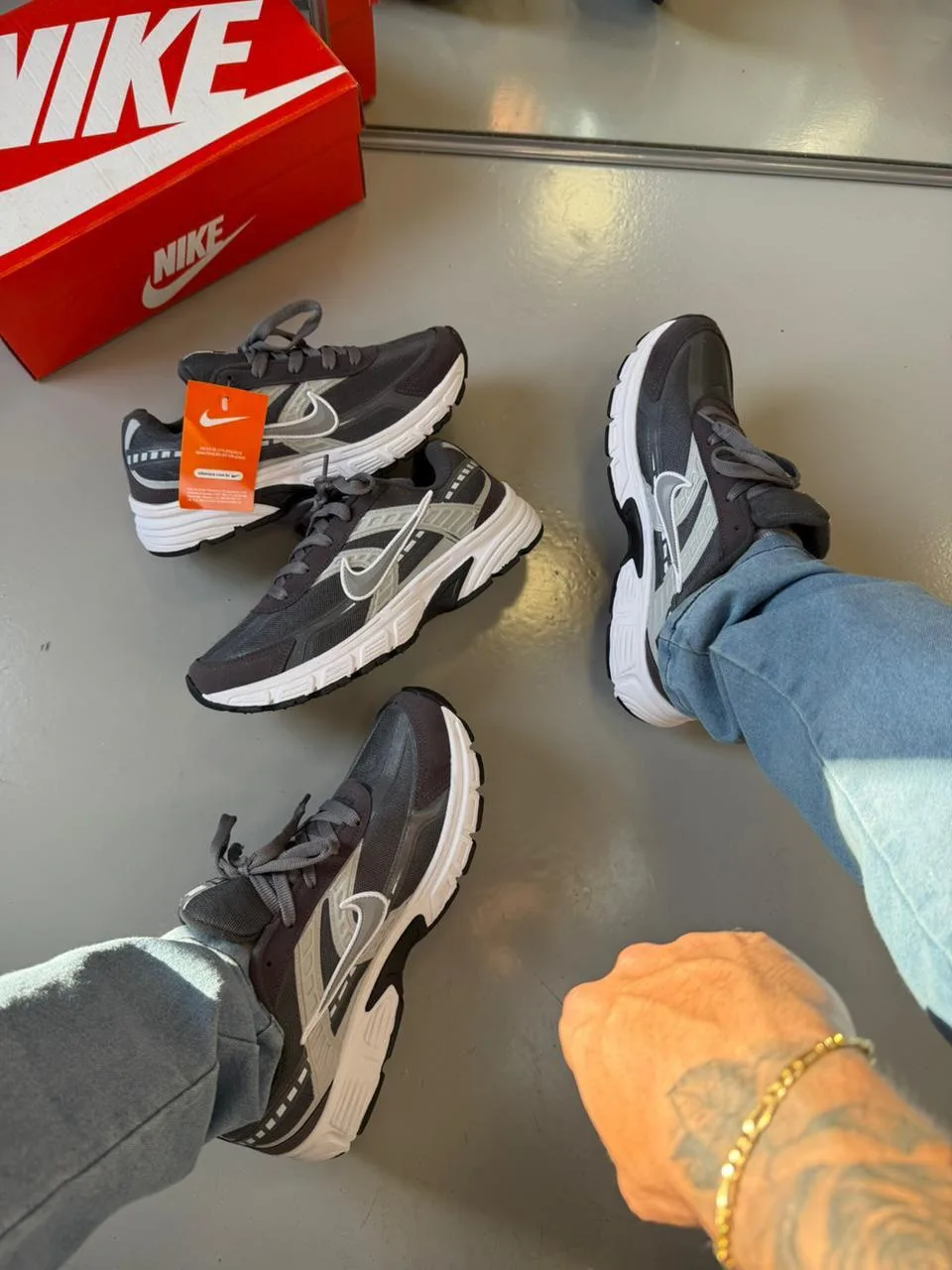 Nike Initiator