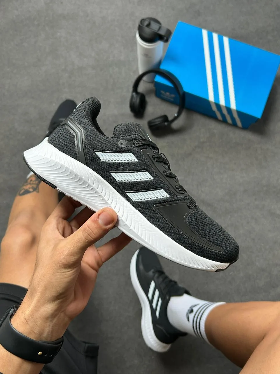 Adidas Falcon 2.0