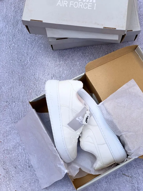Nike Air Force Nacionales Hombre