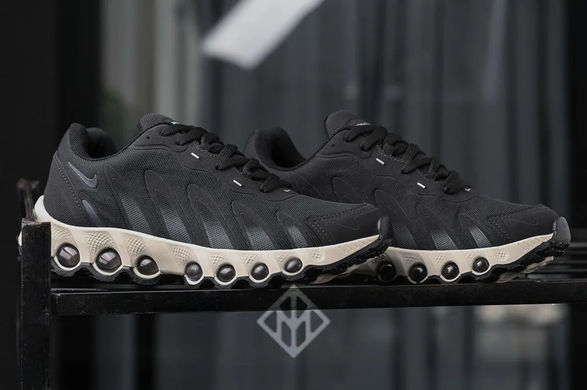 Nike DN 8
