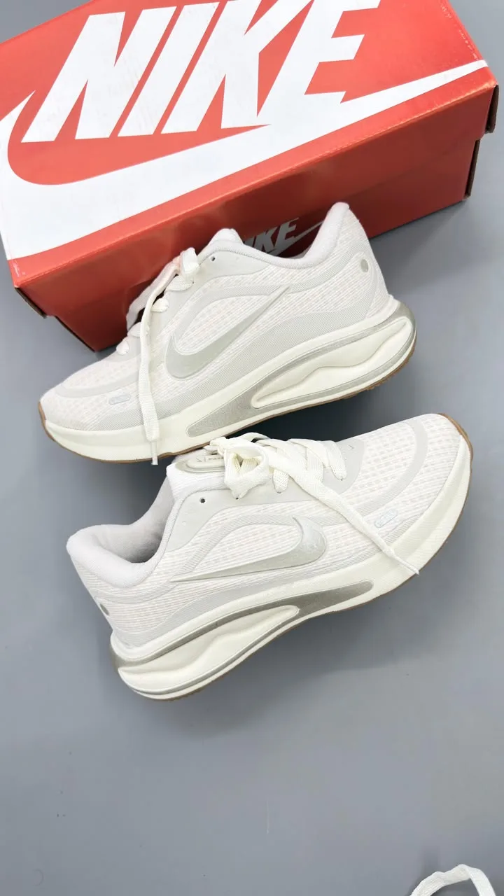 Nike Journeey