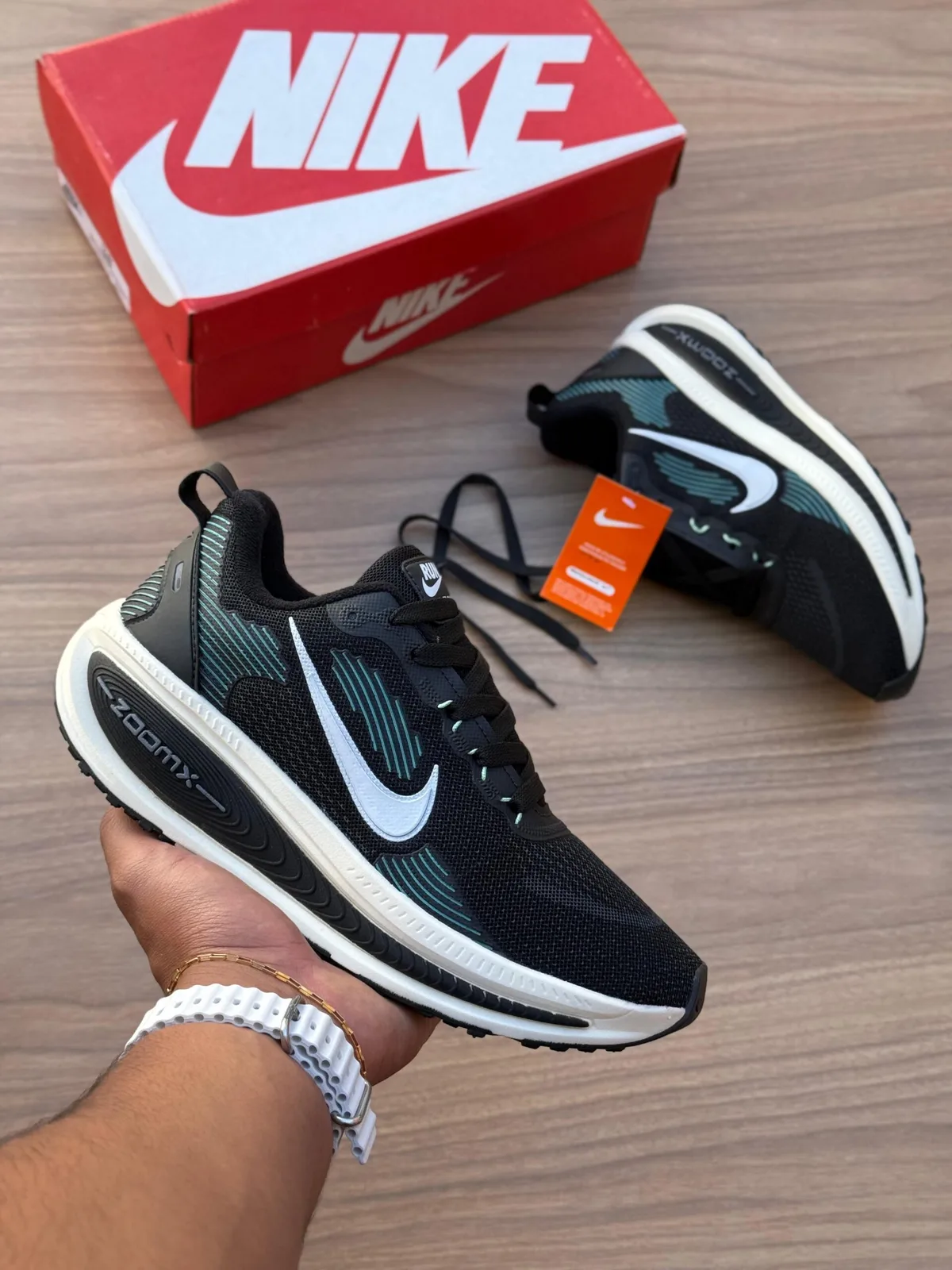 Nike Vomero 18