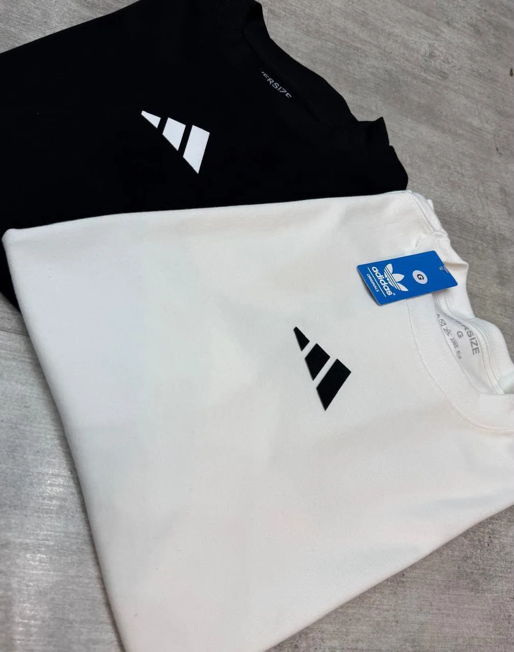Remera Adidas OG